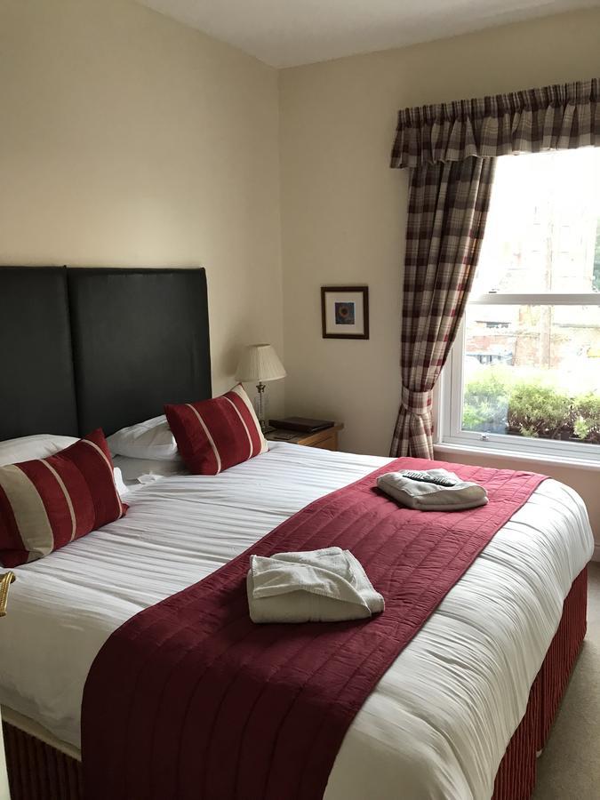 Clayhanger Guest House Newcastle-under-Lyme Exterior photo